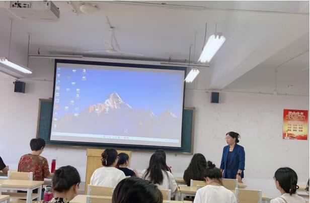 初心展风采 匠心谱芳华 ——​bv伟德国际体育组织举办第十二届青年教师教学基本功比赛